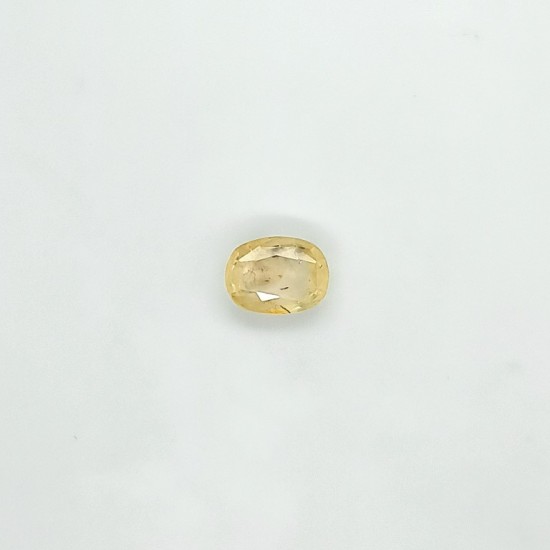 Yellow Sapphire (Pukhraj) 3.94 Ct